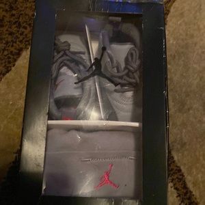 Classic toddler 3c Jordan 12 retro gift pack